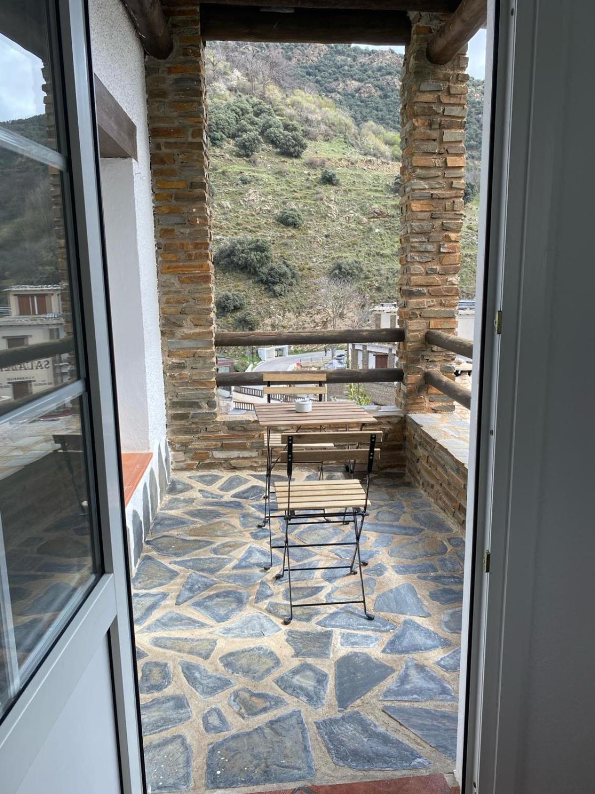 Casa El Rio Apartment Trevelez Luaran gambar